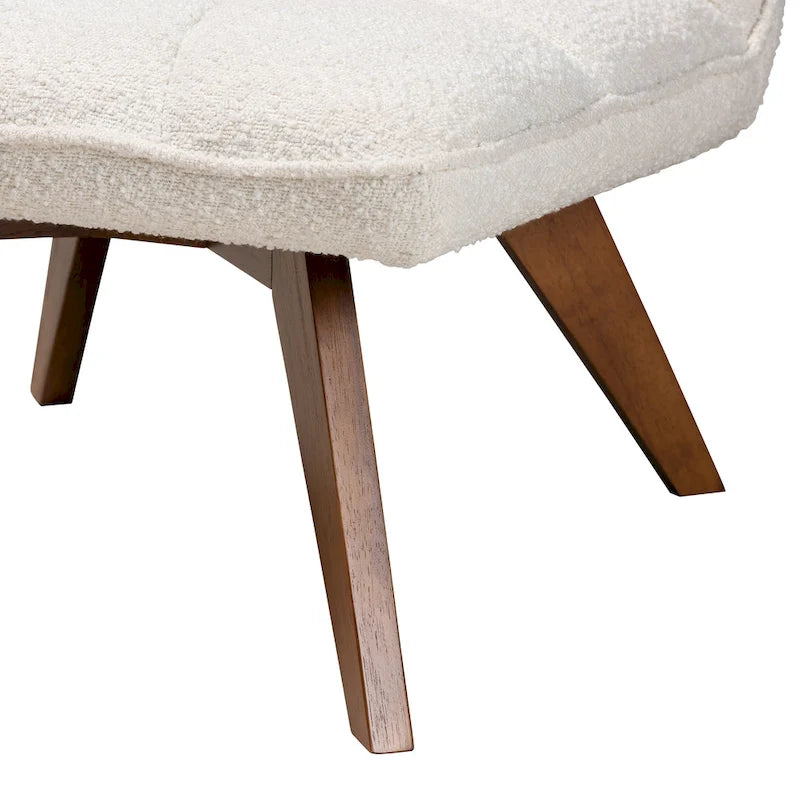 Fauteuil d'appoint Japandi en tissu bouclé crème et bois d'hévéa finition noyer
